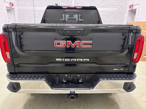 Used 2024 GMC Sierra 1500 SLT w/ SLT Convenience Package AWD/4WD image 5