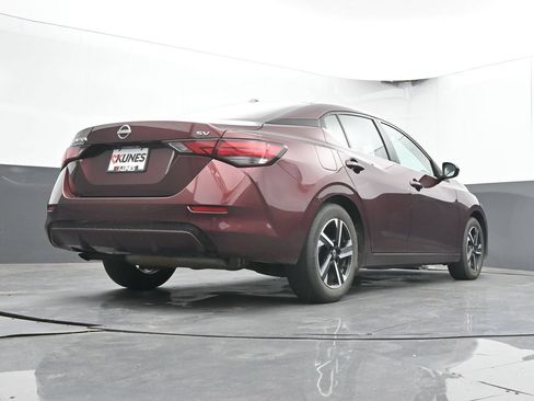 Used 2024 Nissan Sentra SV FWD image 41