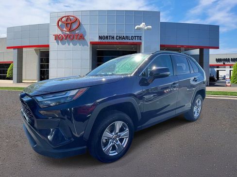 Used 2024 Toyota RAV4 XLE FWD image 4