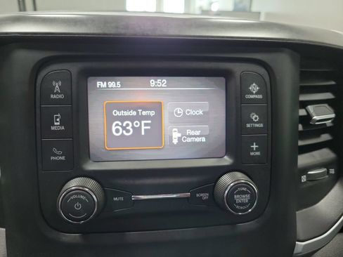 Used 2022 RAM 1500 Big Horn AWD/4WD image 44
