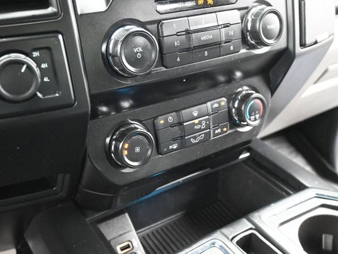 Used 2019 Ford F150 XL w/ Equipment Group 101A Mid AWD/4WD image 19