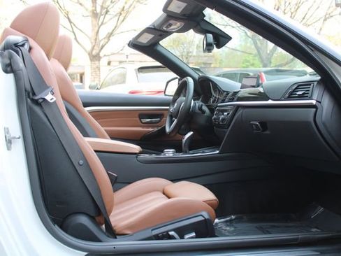 Used 2017 BMW 430i xDrive Convertible image 29