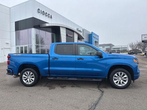 Used 2022 Chevrolet Silverado 1500 Custom w/ LPO, Dark Essentials Package image 19