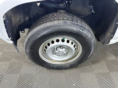 Used 2024 Toyota Tacoma SR image 10