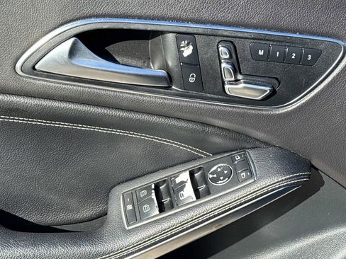 Used 2018 Mercedes-Benz CLA 250 image 20
