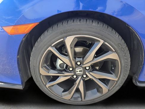 Used 2017 Honda Civic Sport image 9