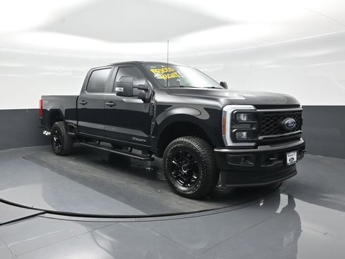 New 2026 Ford F250 XL w/ STX Appearance Package image 15