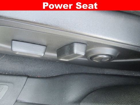 Used 2025 Jeep Grand Cherokee L Laredo w/ Luxury Tech Group I image 27