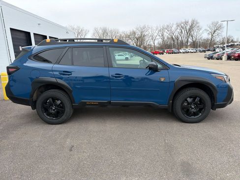 Used 2022 Subaru Outback Wilderness w/ Wilderness Package image 4