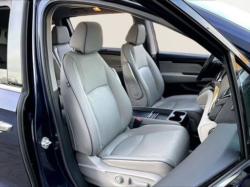 Used 2024 Honda Odyssey Elite image 23