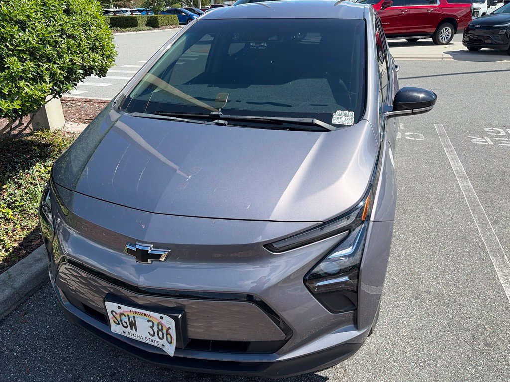 Used 2023 Chevrolet Bolt LT w/ Driver Confidence Package FWD image 3