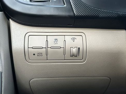 Used 2015 Hyundai Accent GLS w/ Option Group 03 image 28