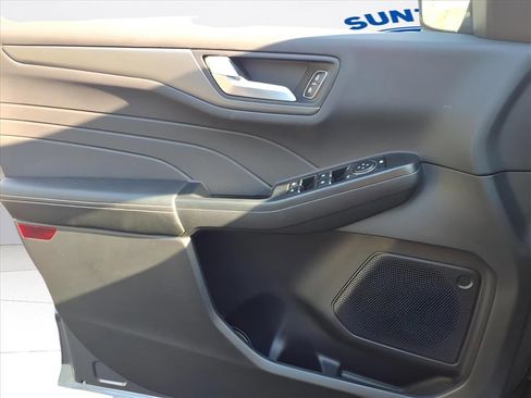 New 2026 Ford Escape SE image 16