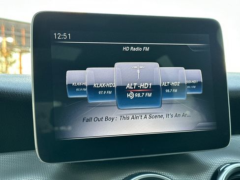 Used 2018 Mercedes-Benz GLA 250 image 17