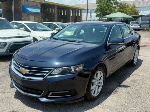 Used 2018 Chevrolet Impala LT FWD image 1