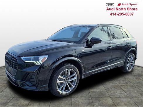 Used 2025 Audi Q3 2.0T Premium w/ Convenience Package image 5