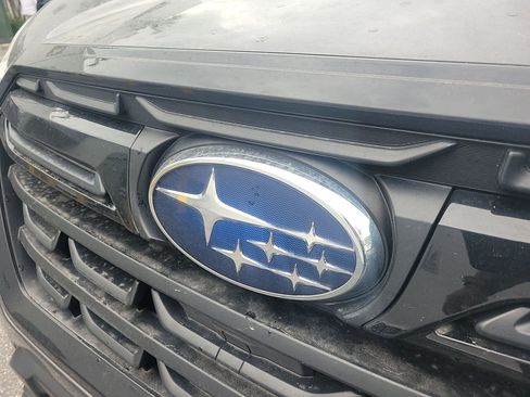 Used 2023 Subaru Forester Premium image 8