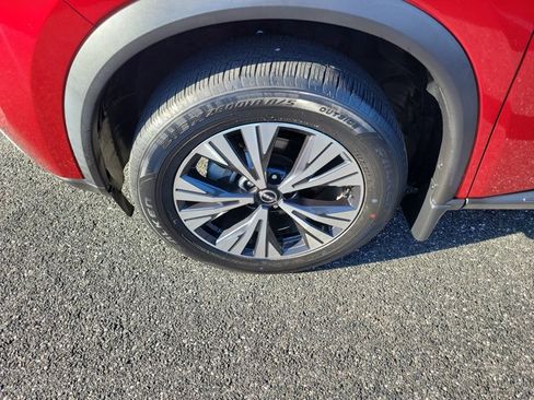 Used 2023 Nissan Rogue SV FWD image 5