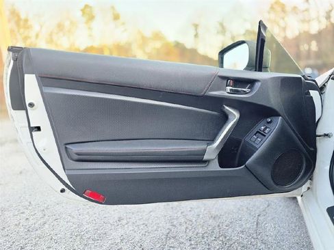 Used 2013 Scion FR-S image 27