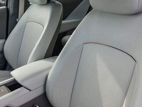 Used 2024 Hyundai Ioniq 6 Limited image 22