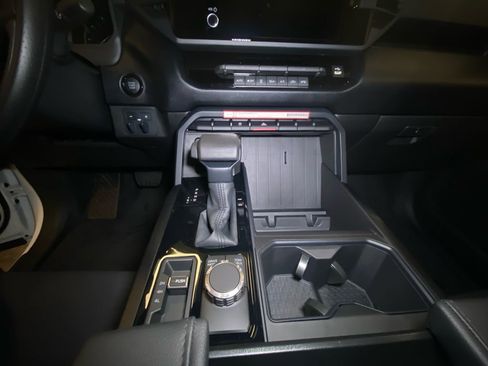 New 2026 Toyota Tundra SR5 image 9