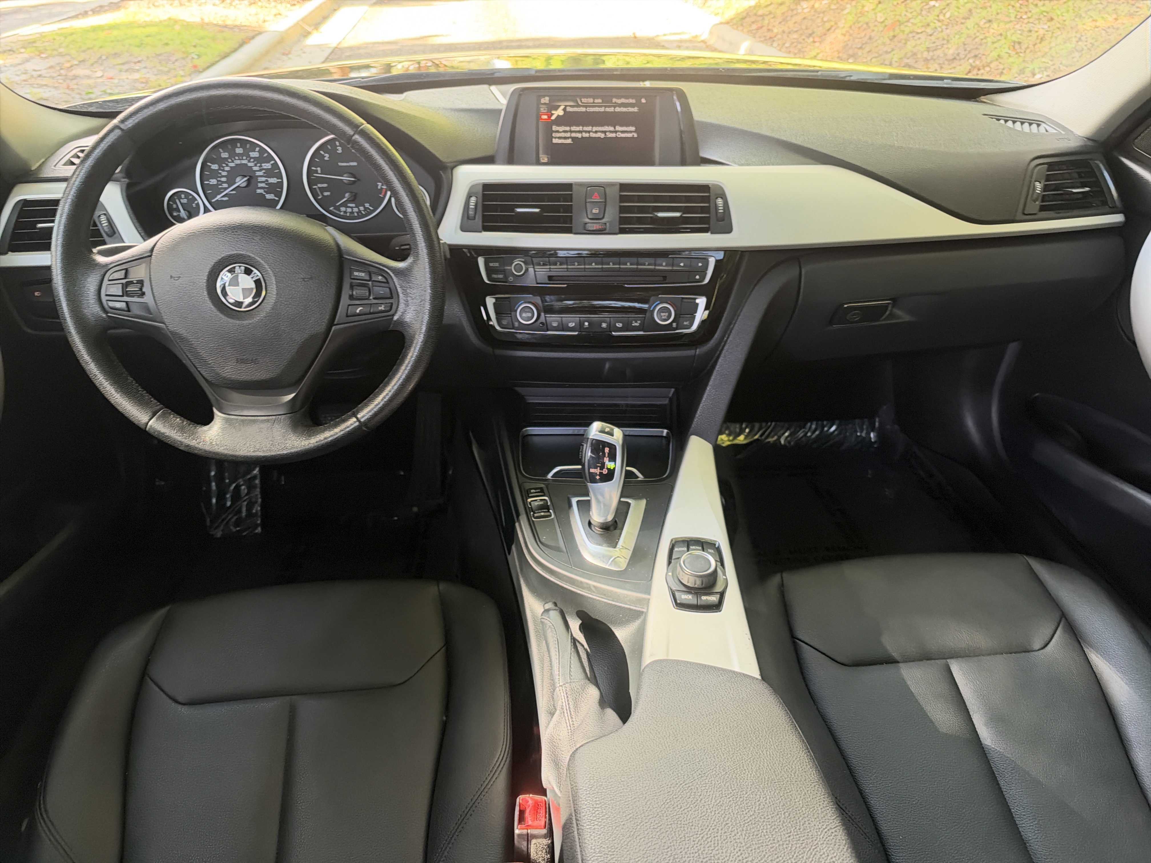 Used 2017 BMW 320i Sedan RWD image 26