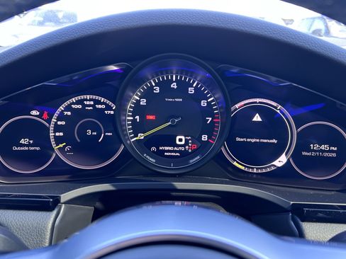 Used 2020 Porsche Cayenne E-Hybrid image 12