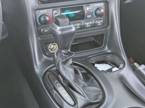 Used 2004 Chevrolet Corvette Convertible w/ Preferred Equipment Group image 13