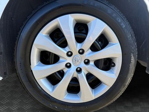 Used 2024 Toyota Corolla LE image 20
