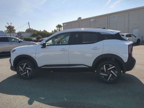 New 2026 Nissan Kicks SV image 7