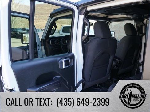 Used 2020 Jeep Wrangler Unlimited Willys image 26