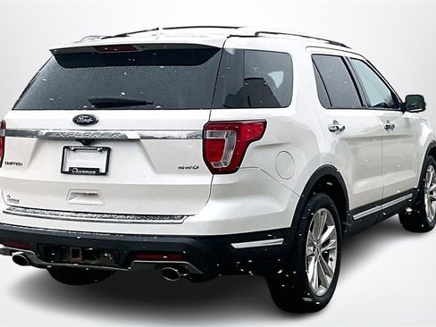 Used 2019 Ford Explorer Limited w/ Equipment Group 301A image 5