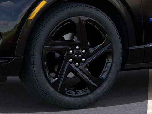 New 2026 Chevrolet Equinox EV RS FWD image 33
