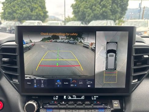 Used 2025 Toyota Sequoia TRD Pro AWD/4WD image 31