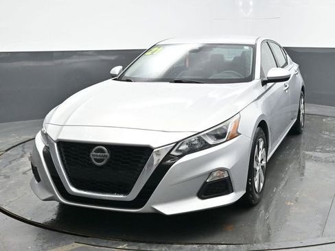 Used 2021 Nissan Altima 2.5 S image 2