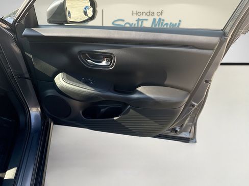 Used 2024 Honda HR-V LX image 32