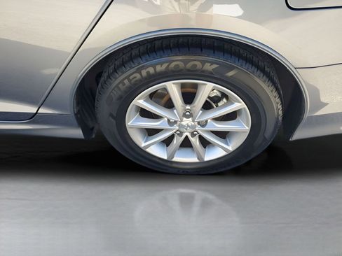 Used 2018 Hyundai Sonata SE image 19