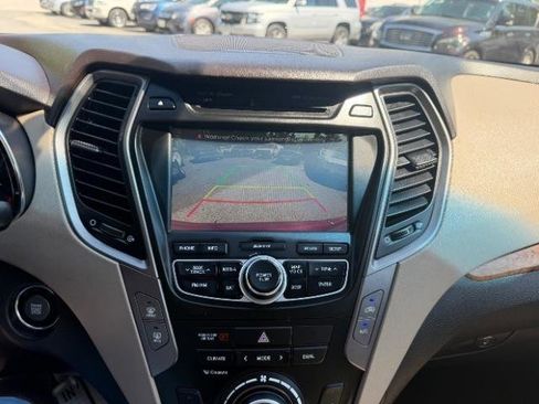 Used 2016 Hyundai Santa Fe Sport 2.0T w/ Option Group 05 AWD/4WD image 28