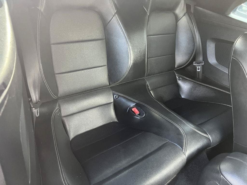 Used 2018 Ford Mustang Premium RWD image 11