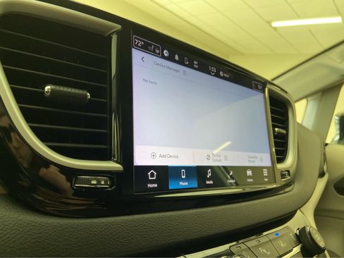 Used 2024 Chrysler Pacifica Touring-L FWD image 28
