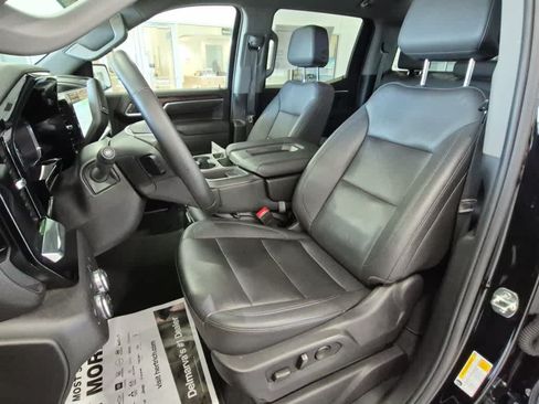 Used 2025 GMC Sierra 1500 SLT AWD/4WD image 11