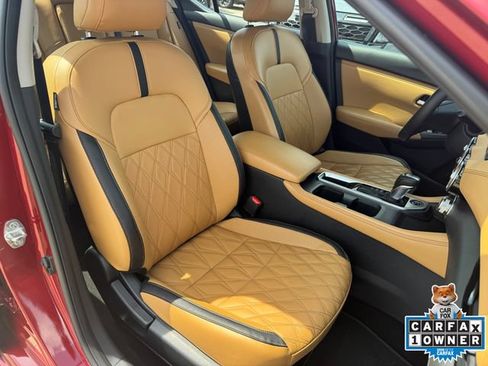 Used 2024 Nissan Sentra SV w/ SV Premium Package FWD image 4