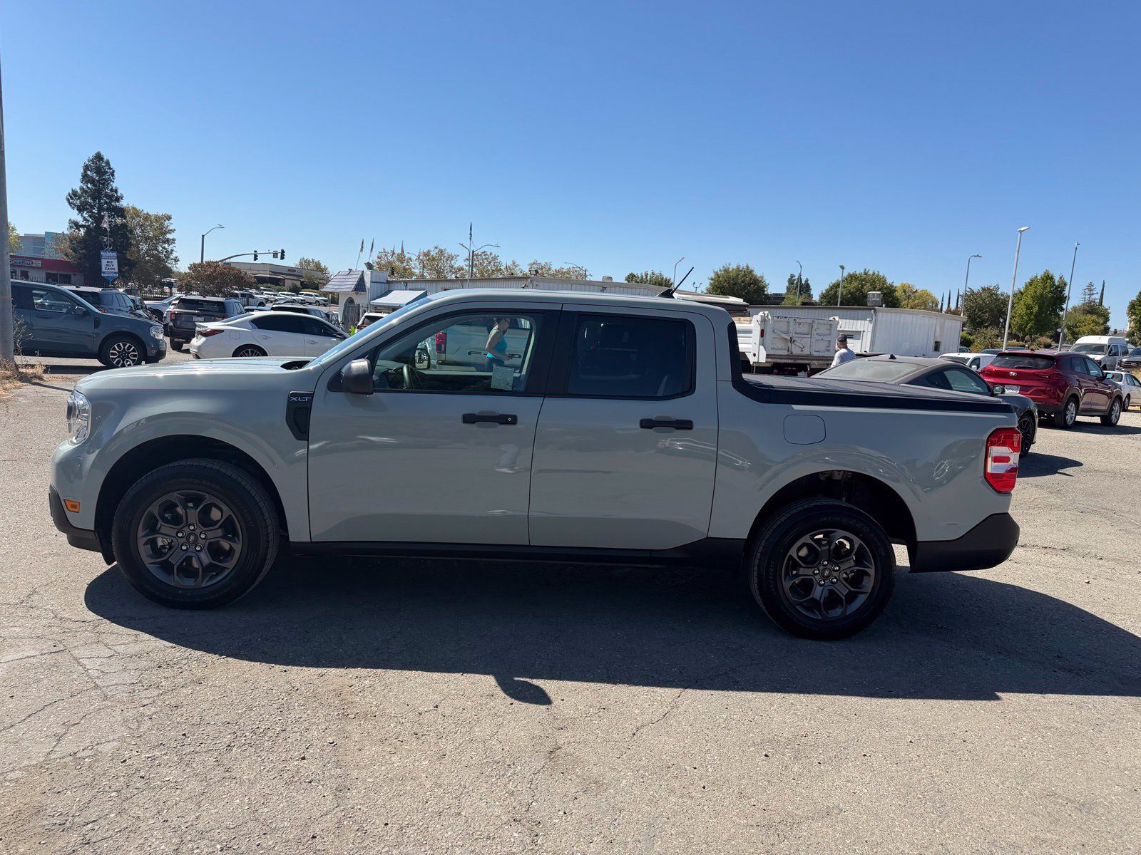 Certified 2024 Ford Maverick XLT FWD image 2