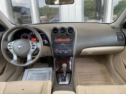 Used 2010 Nissan Altima 2.5 S w/ Convenience Plus Pkg FWD image 20