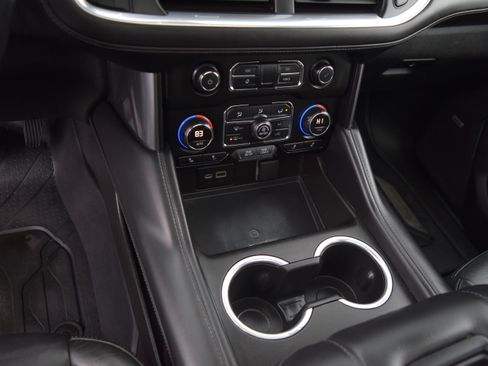 Used 2021 Chevrolet Tahoe Z71 w/ Z71 Signature Package image 20