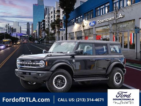 New 2026 Ford Bronco Outer Banks AWD/4WD image 1