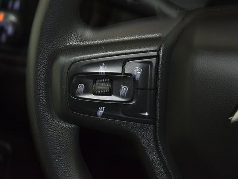 Used 2024 Chevrolet Silverado 2500 Custom w/ Custom Value Package image 39