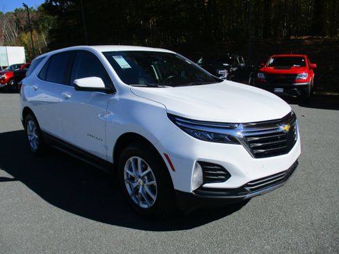 Certified 2022 Chevrolet Equinox LT image 3