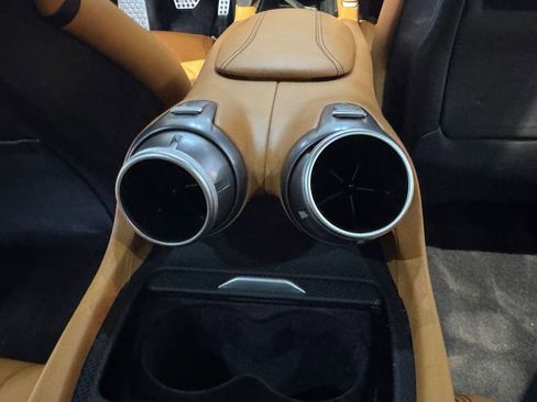 Used 2018 Ferrari GTC4Lusso T image 28