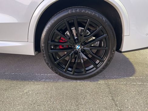 Used 2022 BMW X5 sDrive40i w/ M Sport Package image 26